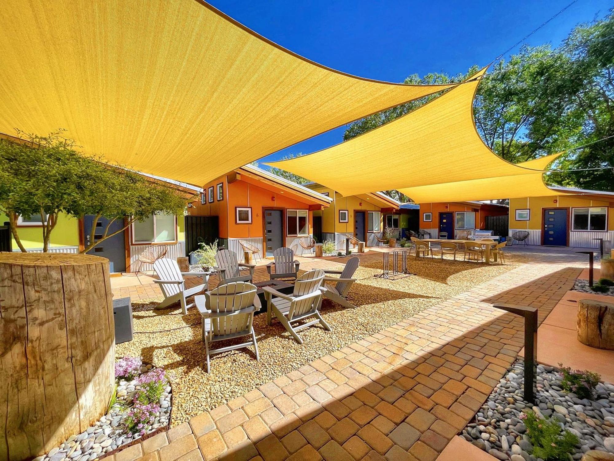 Downtown Kokopelli West 7 - Newly Remodeled Stylish Studio Moab Bagian luar foto